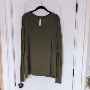 Glyder Olive Green Super Soft Lounge Top